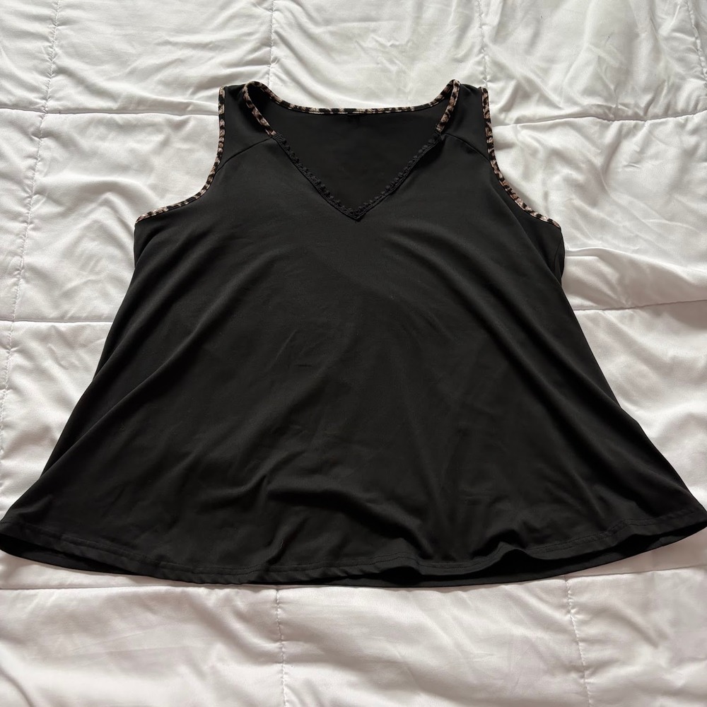 Black V-Neck Sleeveless Top with Leopard Print Trim Stretch Tank Grunge Goth